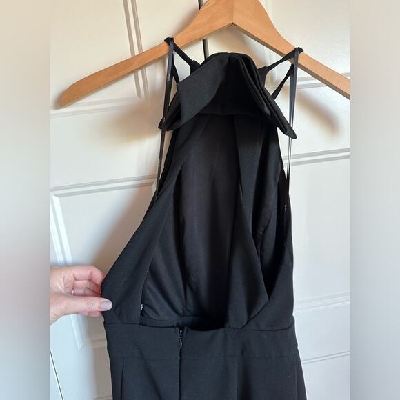 Lulus Isn't She Lovely Black Backless Jumpsuit NWT Size S - Picture 5 of 16